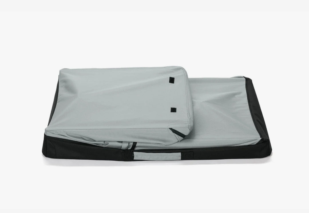 Pet Shed ( Peaked Roof )